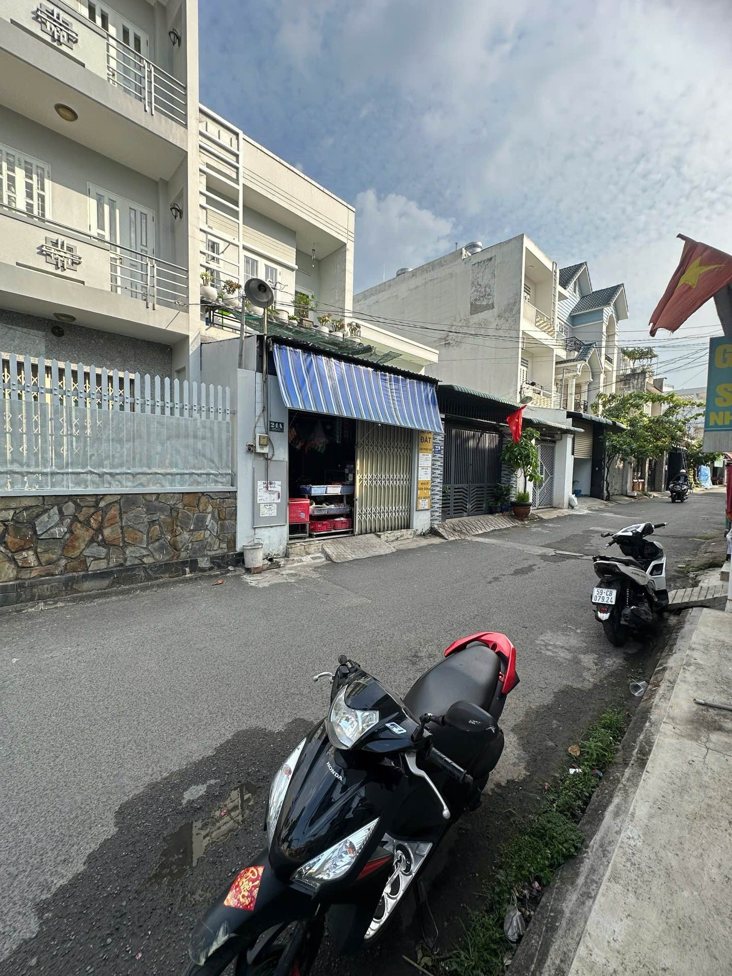 Nhà Đẹp Hẻm Xe Hơi Tăng Nhơn Phú, Quận 9