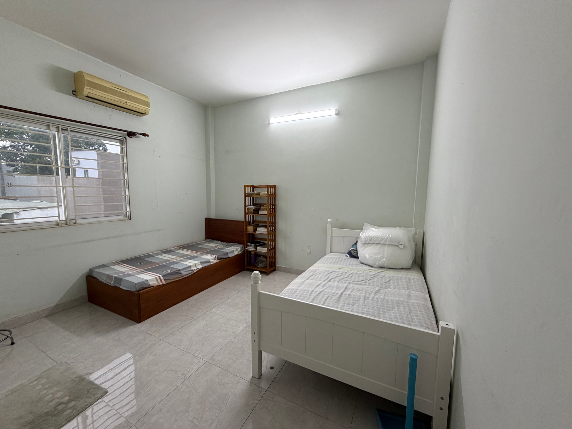 Chính chủ bán gấp nhà mặt tiền đường Tân Hoà 2