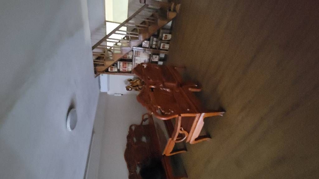 Mặt tiền kinh doanh - Nhà 3 tầng - Gần bến xe Miền Đông Mới