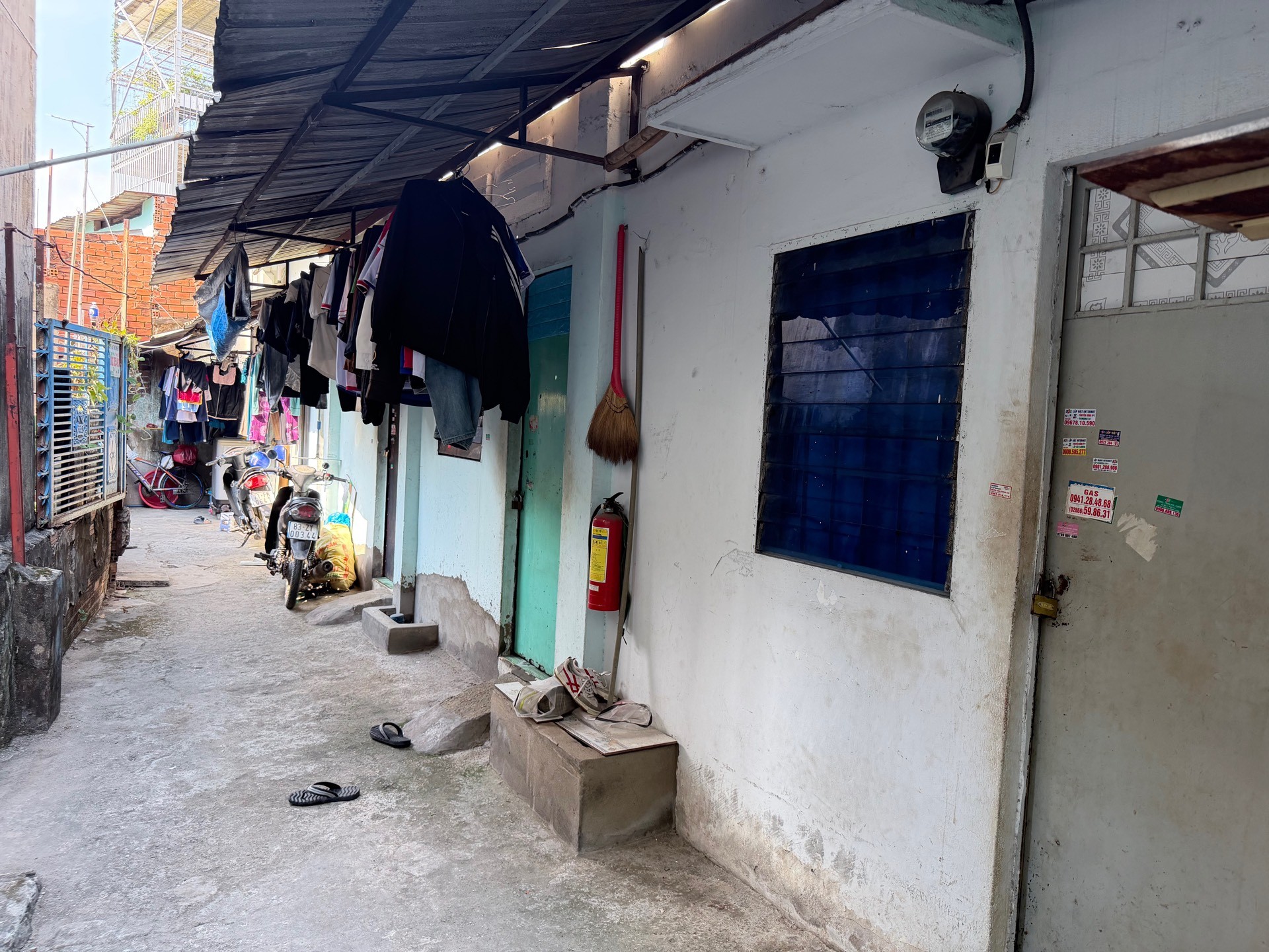 Chính chủ bán gấp nhà 2 tầng có 5 phòng trò thu nhập gần 10 triệu/ tháng