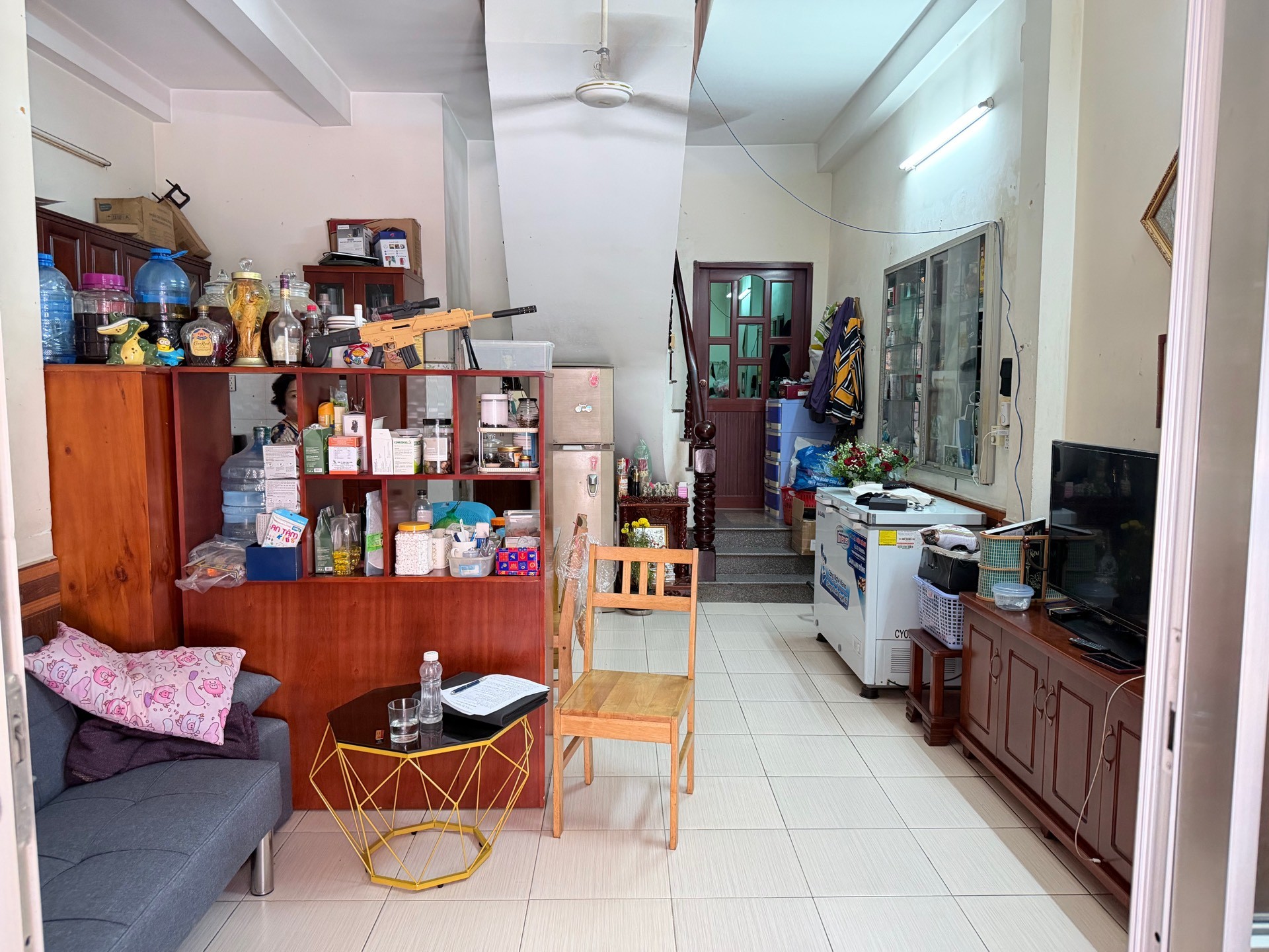 Chính chủ bán gấp nhà 2 tầng có 5 phòng trò thu nhập gần 10 triệu/ tháng